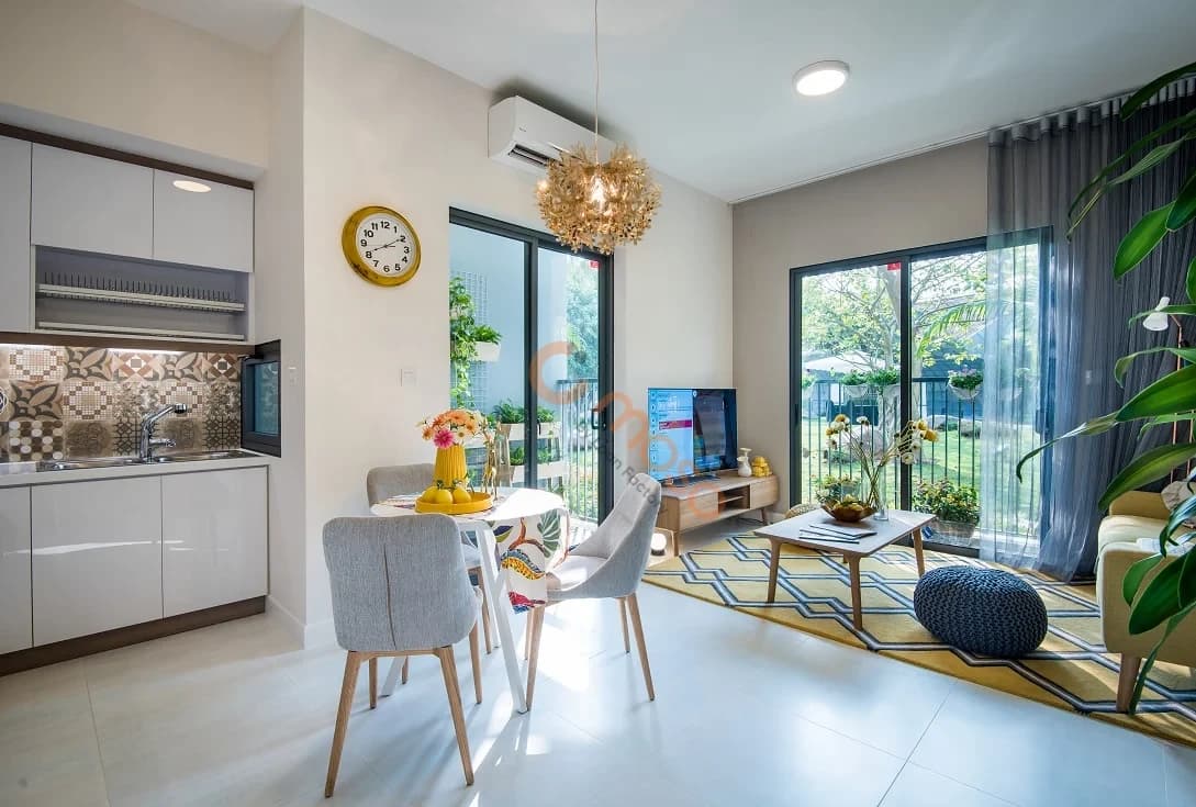 Main image Main image