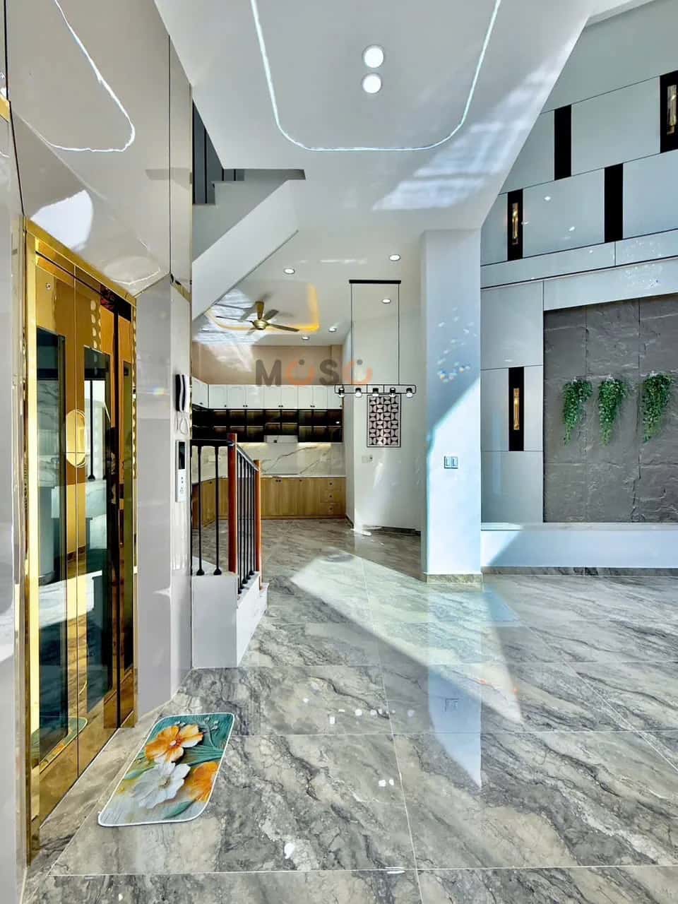 Bán nhà mặt tiền Lý Thái Tổ Quận 10, TP.HCM – 10 phòng ngủ, giá 41 tỷ — Hình 3 Bán nhà mặt tiền Lý Thái Tổ Quận 10, TP.HCM – 10 phòng ngủ, giá 41 tỷ — Hình 3